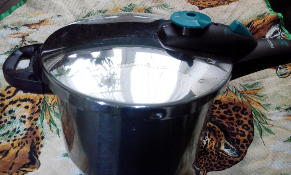 тушенка в духовке в стеклянной банке