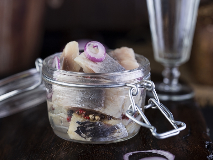 скумбрия в масле в домашних условиях