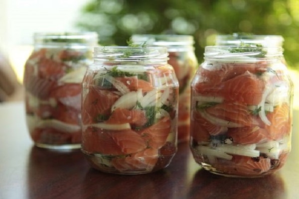 скумбрия в масле в домашних условиях