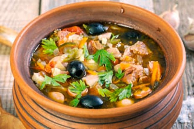 солянка с опятами