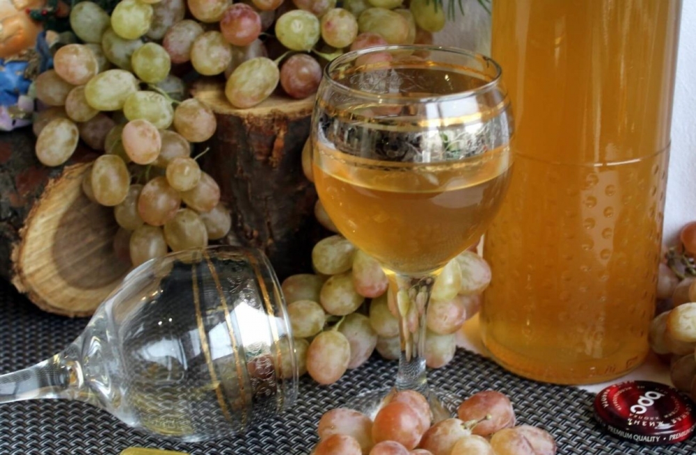 домашнее вино из синего винограда