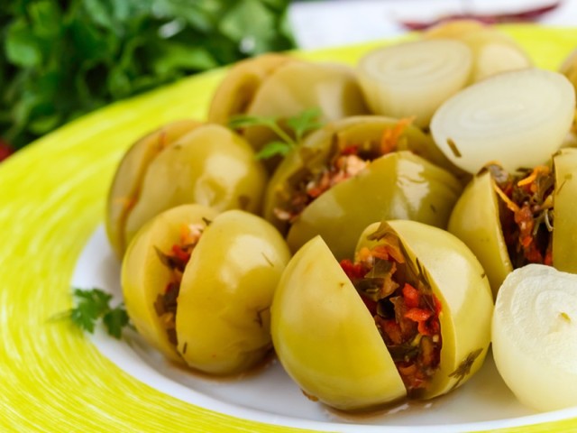 как засолить зеленые помидоры