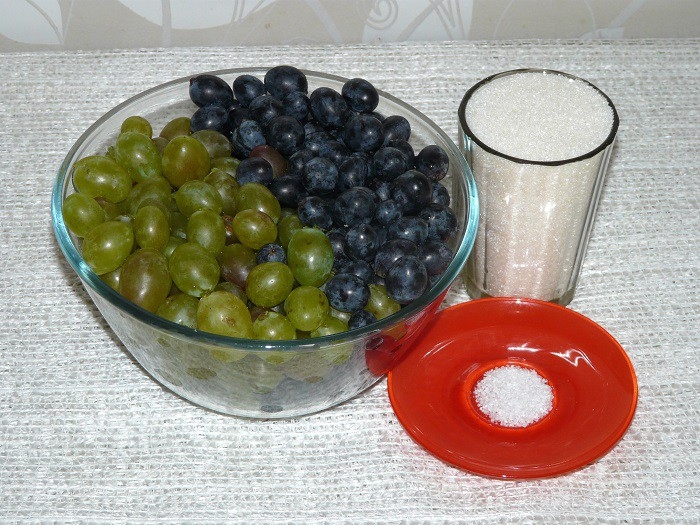 сварить компот из винограда