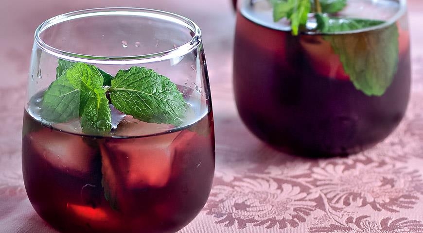 компот из черного винограда на зиму