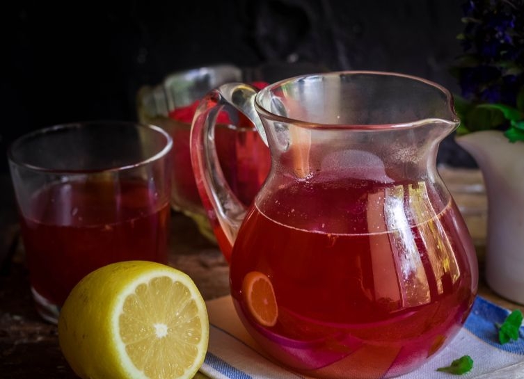 сколько варить компот из замороженных ягод