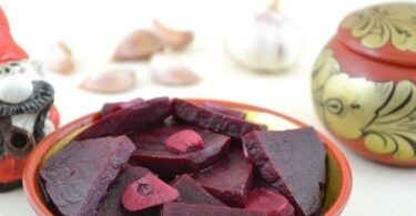 Маринованная свекла