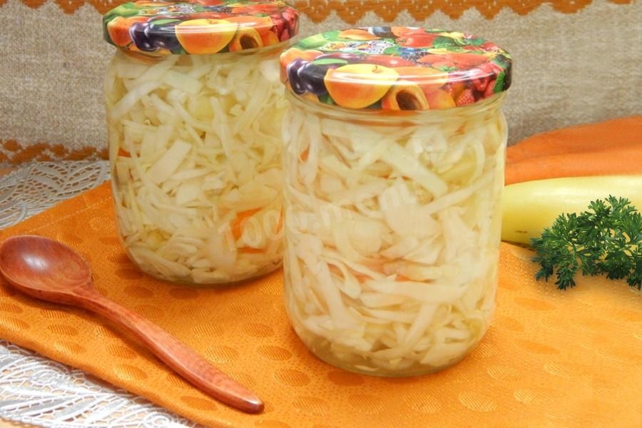 капустный салат на зиму в банках