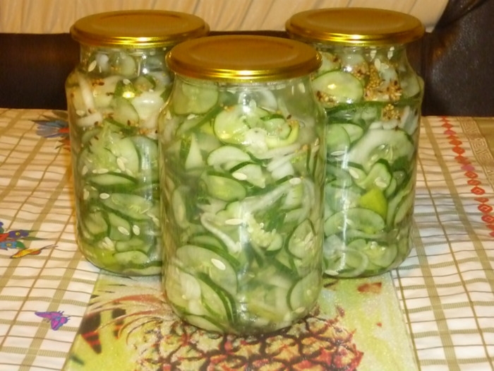 салат из огурцов на зиму пальчики оближешь