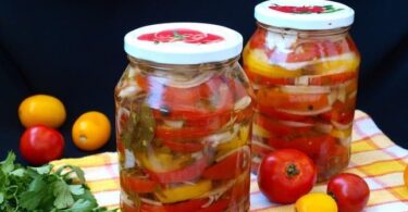 Салат из красных помидоров на зиму