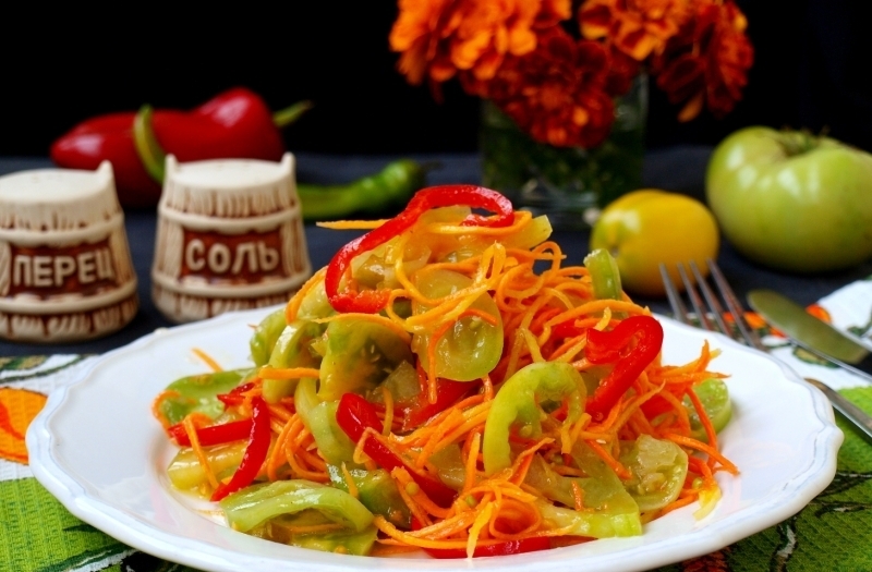 салат из зеленых помидоров на зиму простой