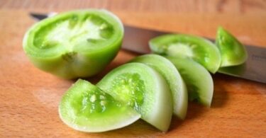 Зимний салат из зеленых помидоров