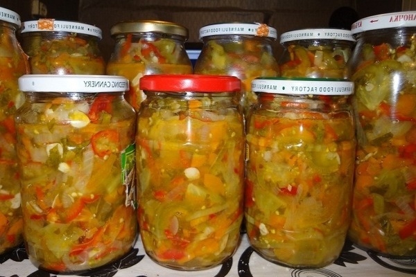 салат на зиму с рисом и овощами