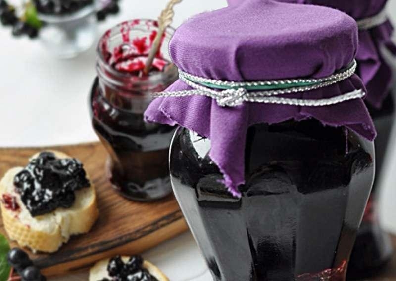 варенье из черноплодки с яблоками на зиму