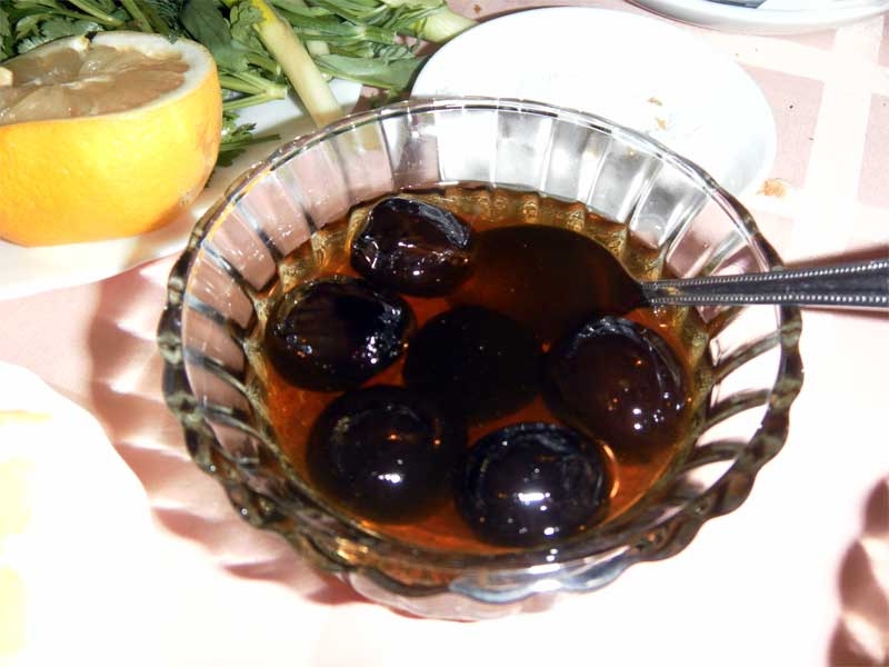 варенье из зеленых грецких орехов