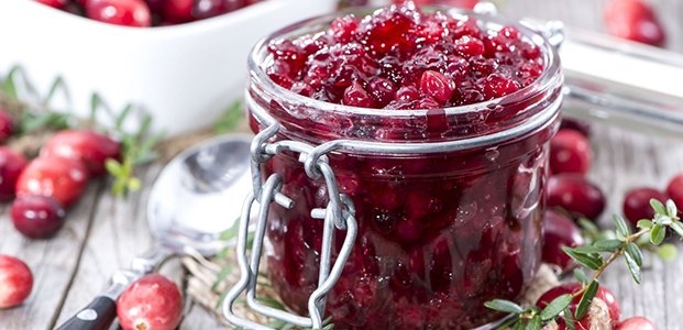 приготовить варенье из клюквы