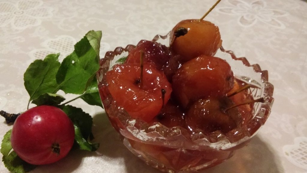 варенье из райских яблок с хвостиками