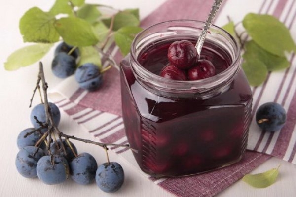 варенье из терна с косточками