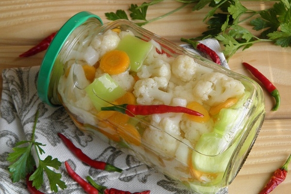 замариновать цветную капусту по корейски