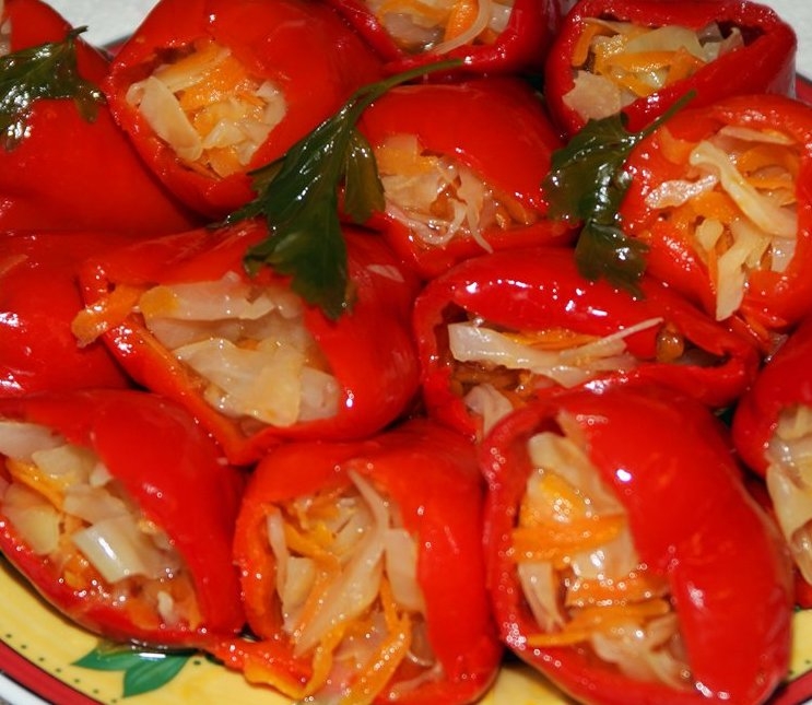 перец фаршированный морковью