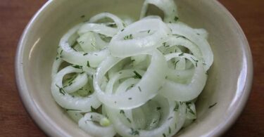 Маринованный лук