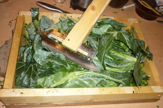 квашеная зеленая капуста на зиму для щей