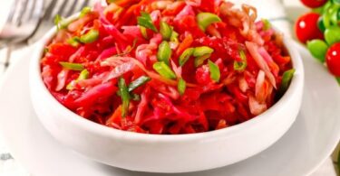 Рецепт засолки капусты со свеклой