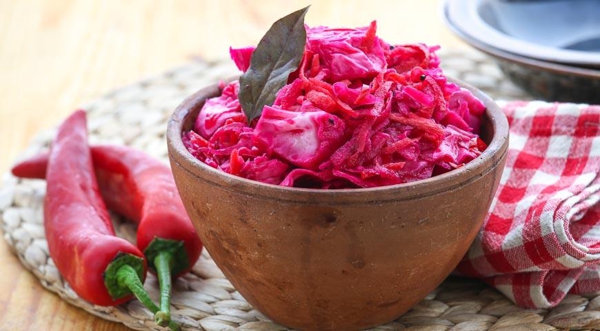 квашеная капуста со свеклой на зиму
