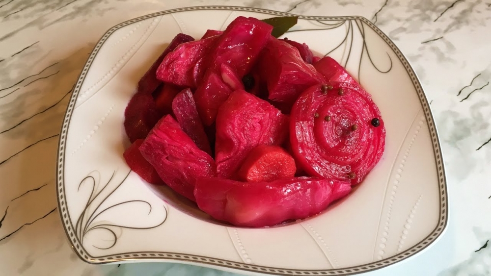 квашеная капуста со свеклой на зиму
