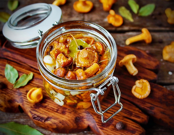 консервировать грибы