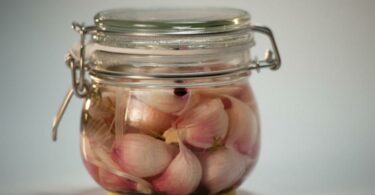 маринованный чеснок в домашних условиях