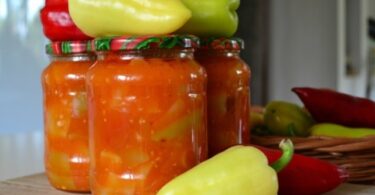 Болгарский перец в томатном соке