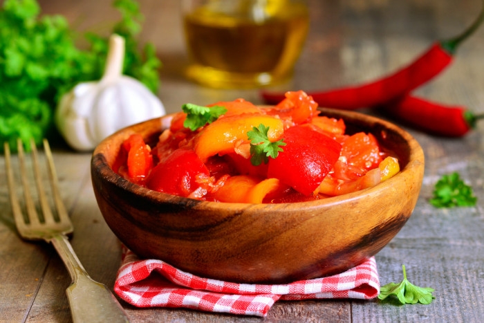 перец в томатной заливке