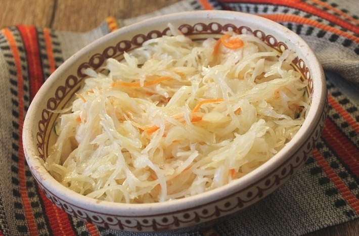 острая капуста на зиму кусочками в банке